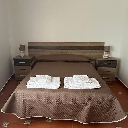 Duplex En San Bartolome De La Torre Villa Eksteriør bilde